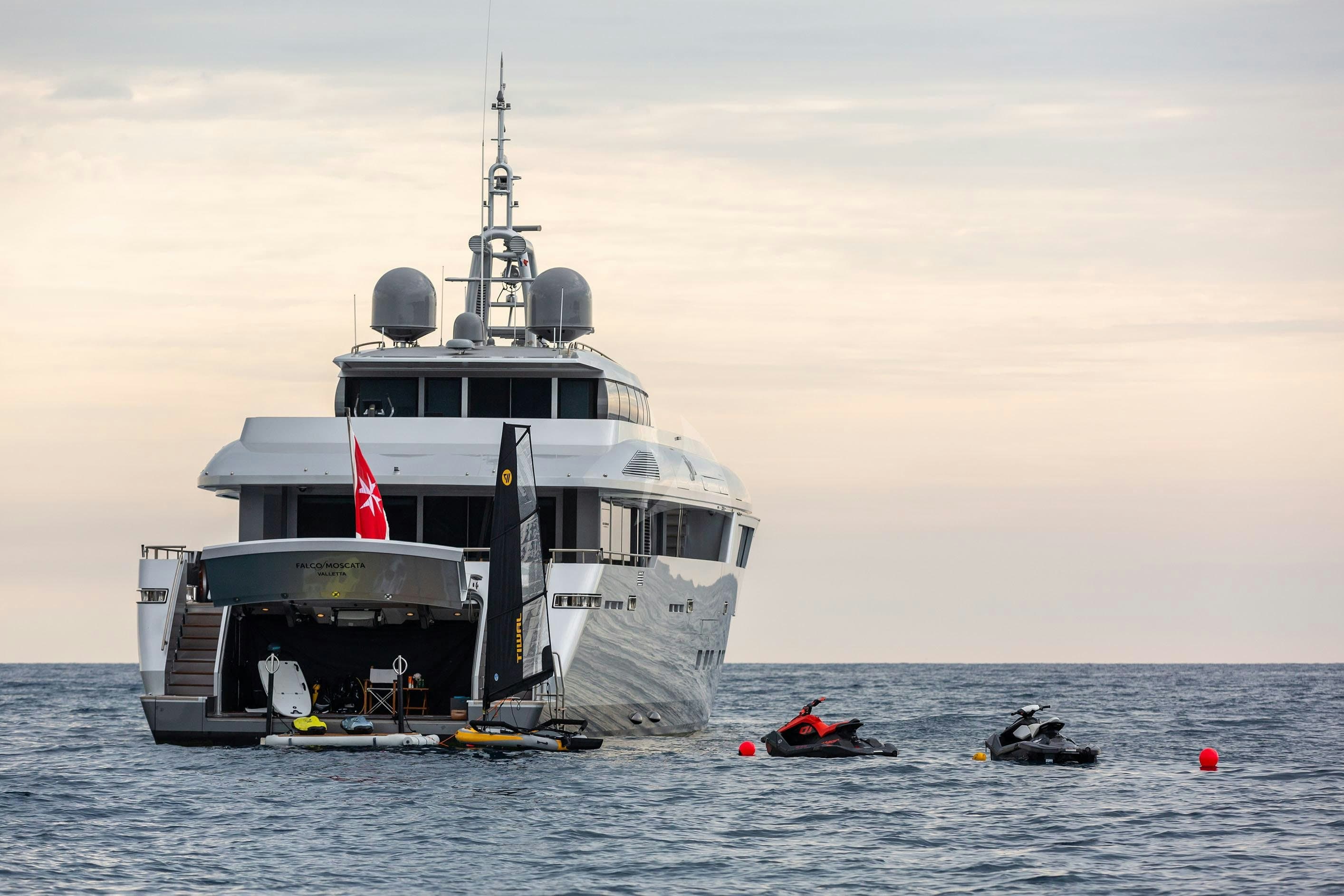 Motor Yacht FALCO MOSCATA available for charter