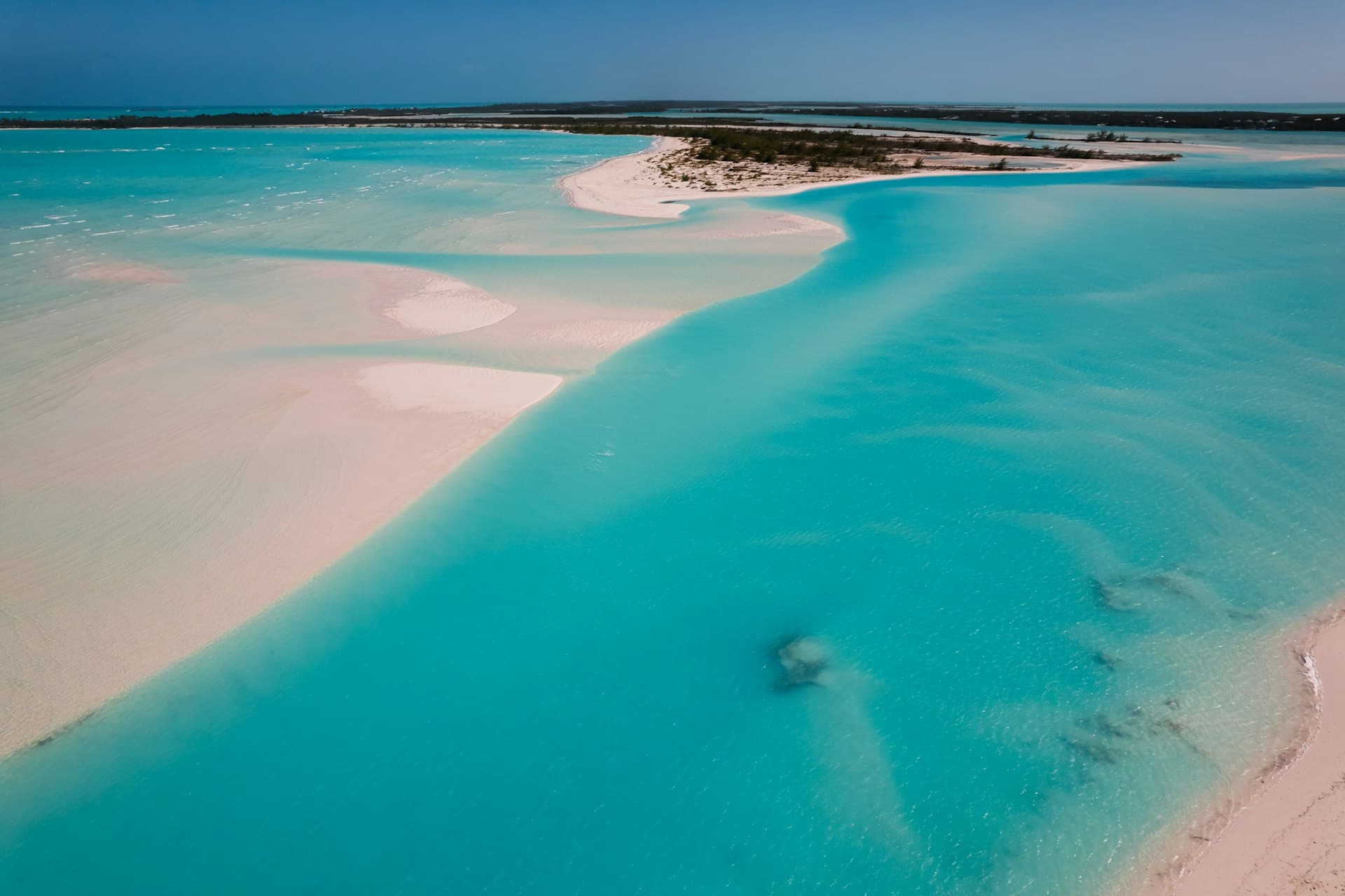 7-Day Exuma Islands Yacht Charter — Cays, Reefs & Swimming Pigs