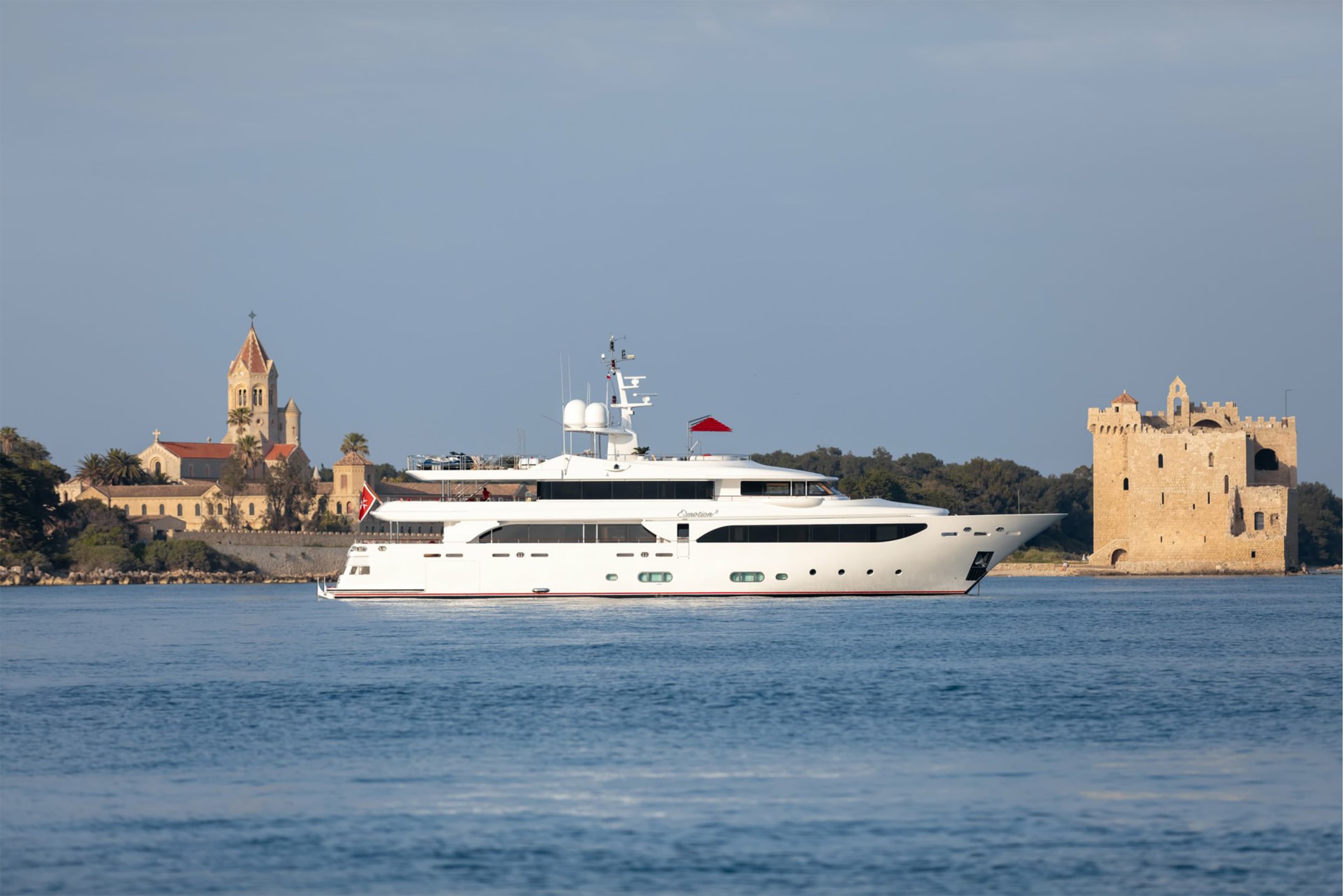 Motor yacht EMOTION² 42.6m by CRN Ancona