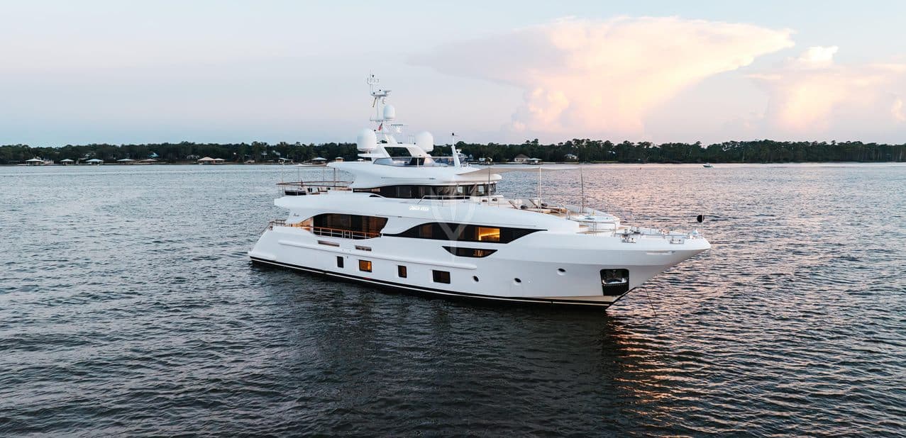 Motor yacht TRAMONTO 35.3m by Benetti