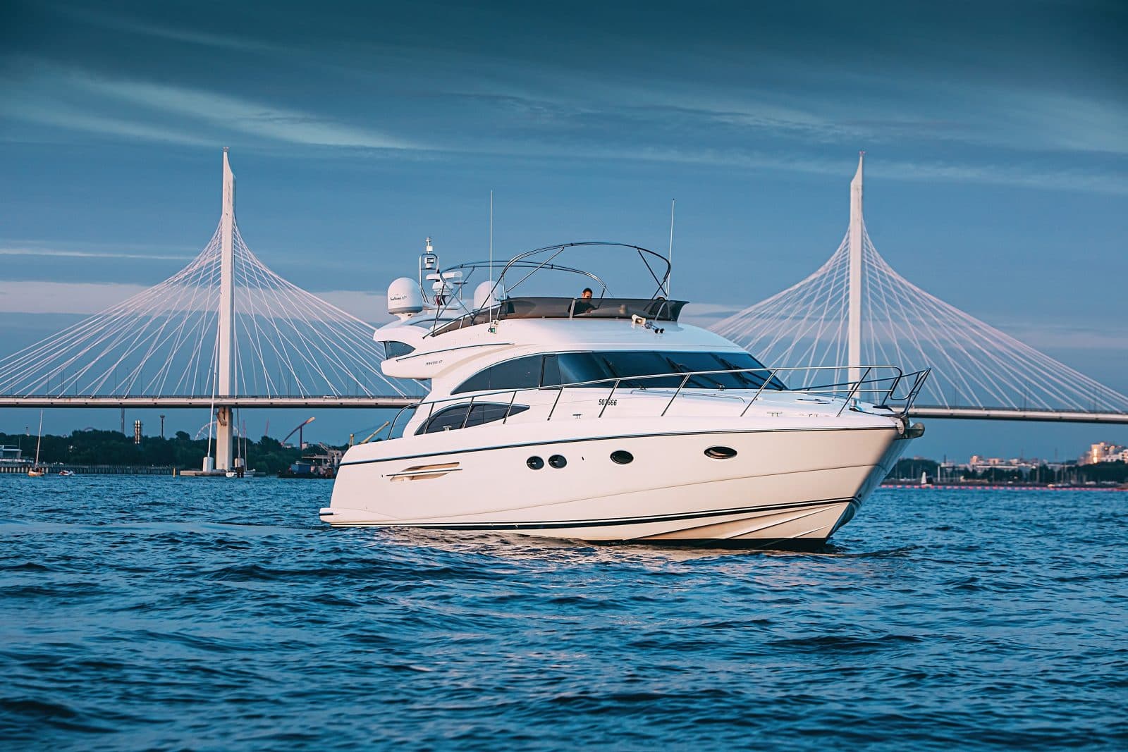 Motor yacht ESPERANZA 21.1m by Princess