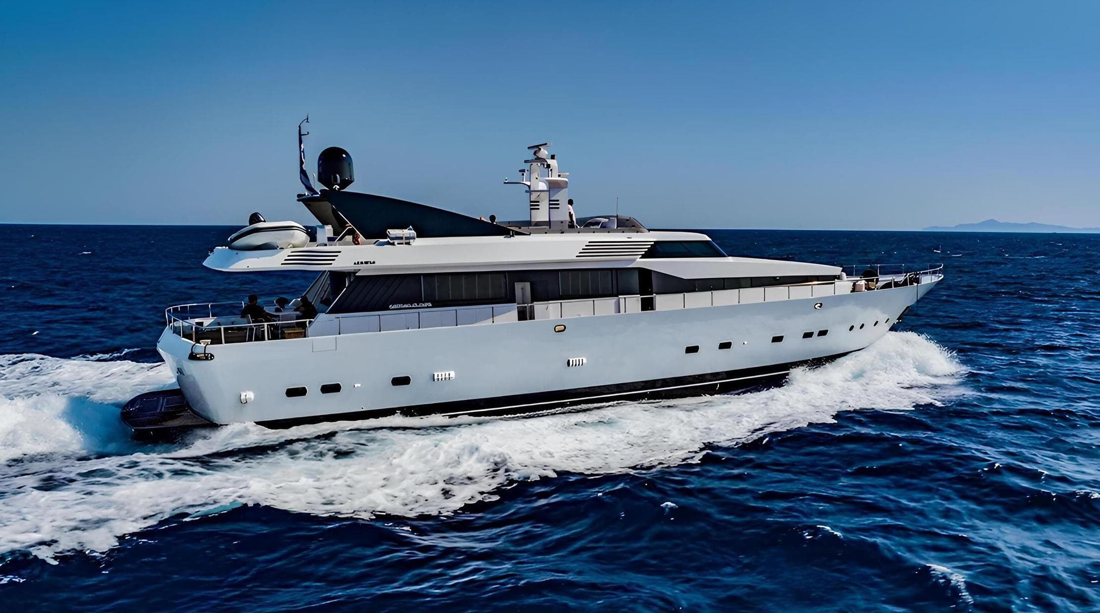 Motor yacht BELLINI 29.7m by Cantieri di Pisa