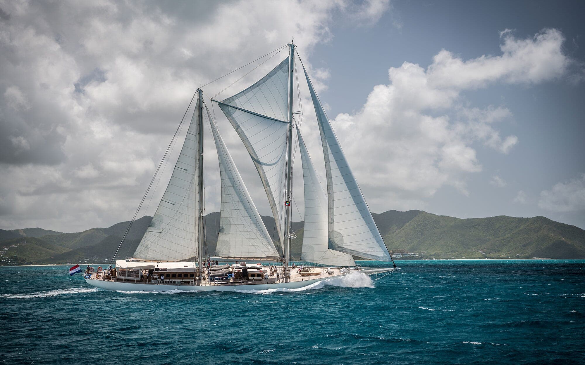 Sailing yacht RHEA 54m