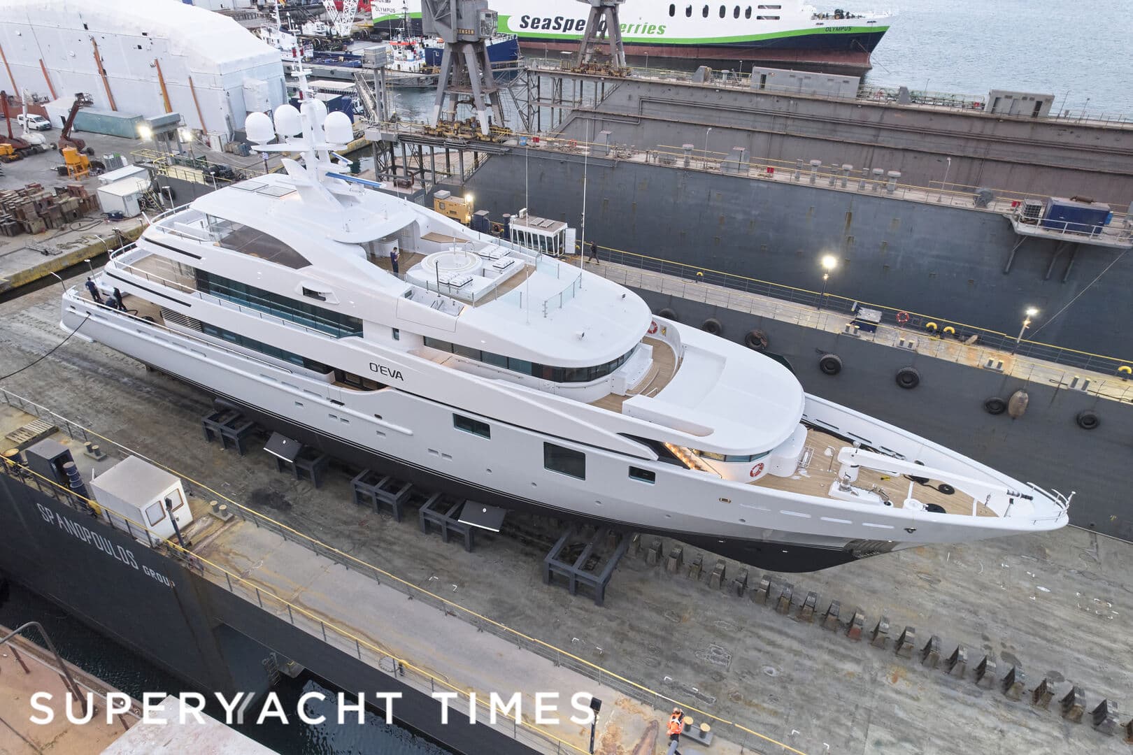 Motor yacht O'EVA 60m