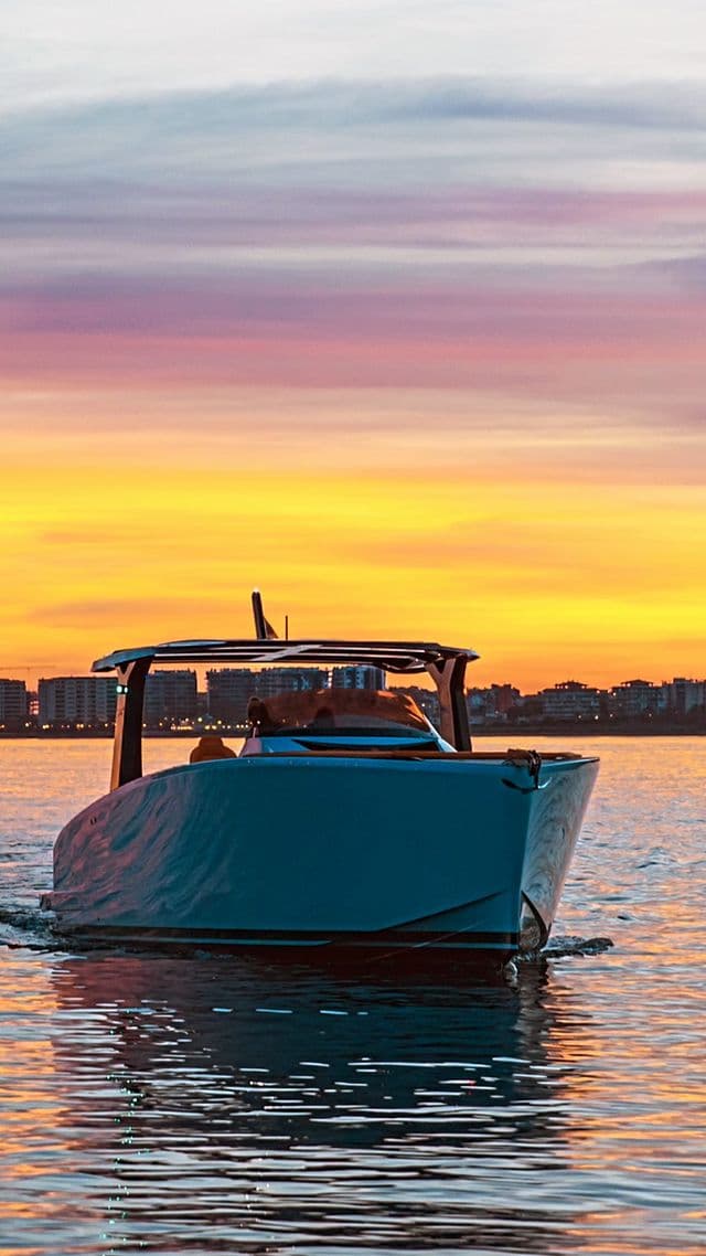 Motor Yacht Neptunea for sale