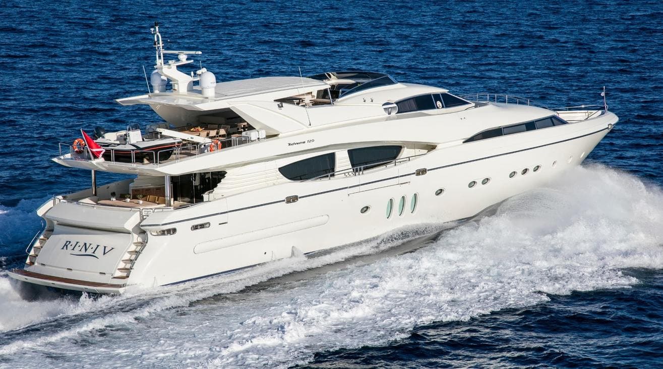 Motor yacht RINI 36.6m by Posillipo
