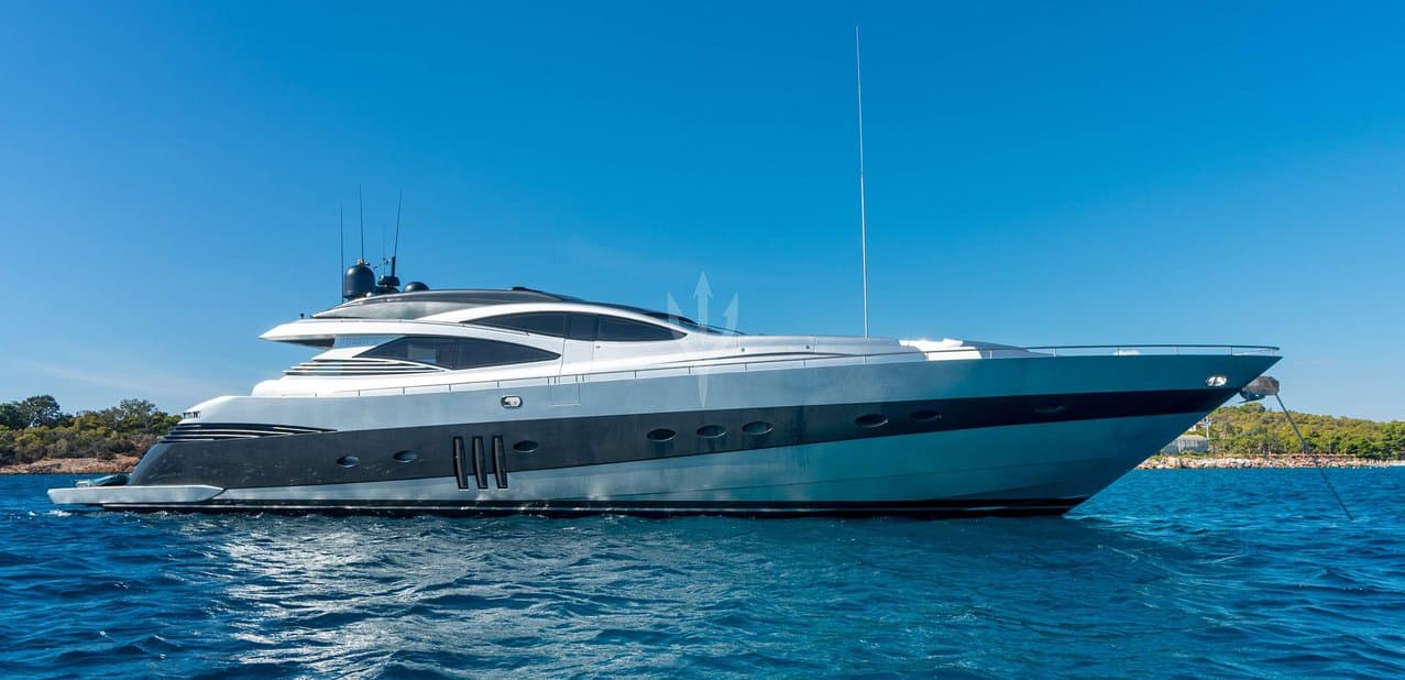 Motor yacht ONE 27.4m by Pershing