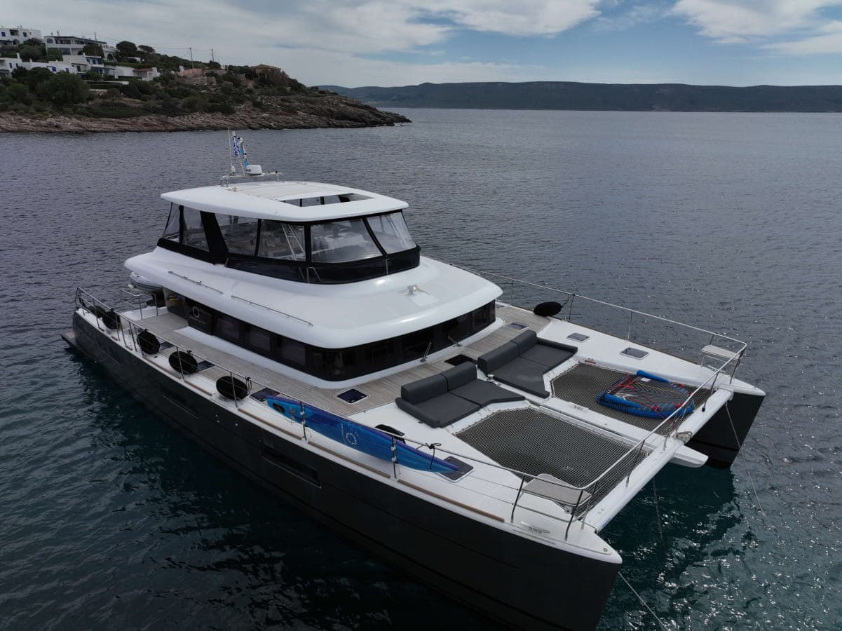 Motor yacht PEARLY GATES 20m by Lagoon