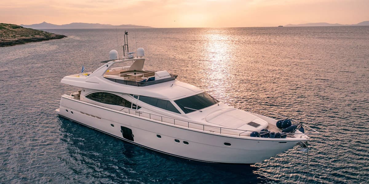 Motor yacht ANNOUKA 25.3m by Ferretti
