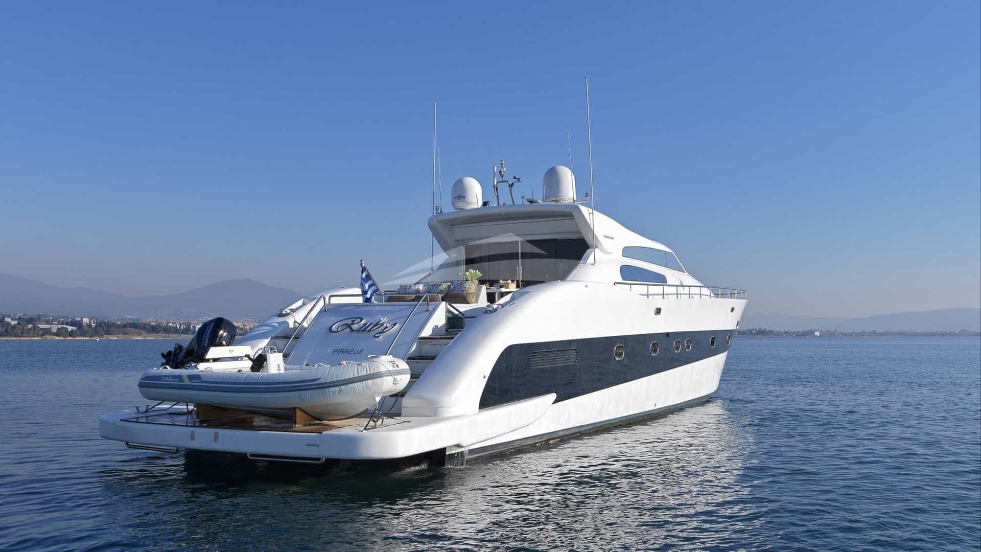 Motor yacht RUBY 27m by Tecnomar