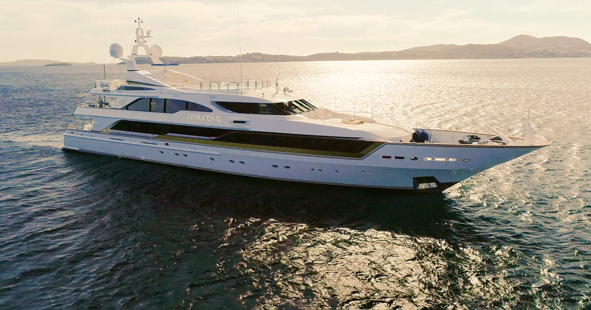 Motor Yacht AKIRA ONE available for charter
