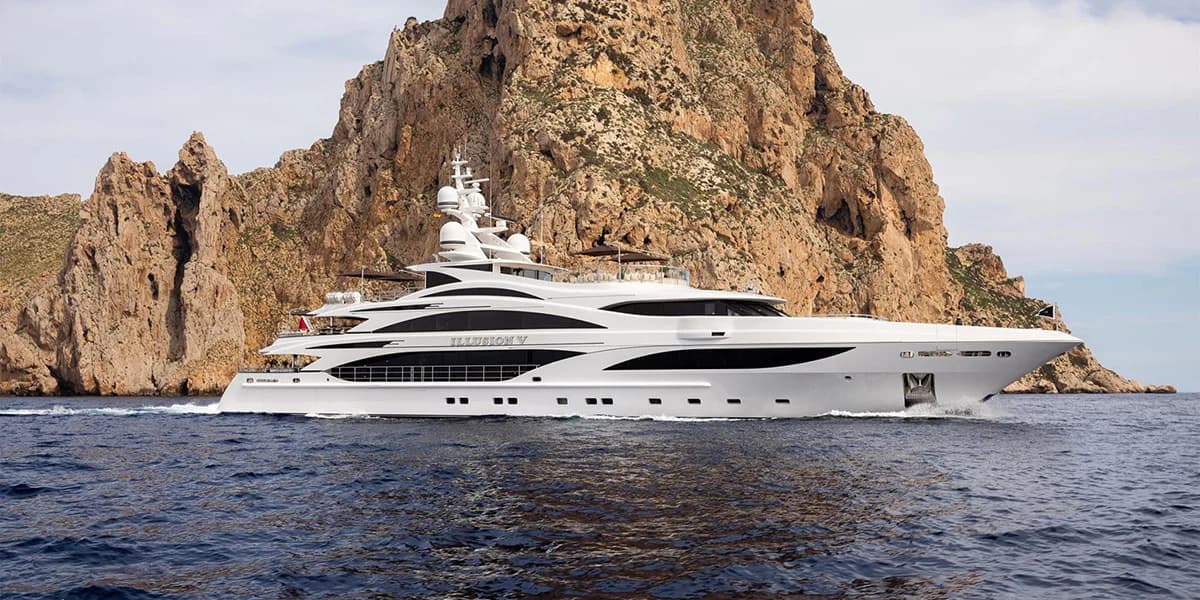 Motor yacht ILLUSION V 58m by Benetti