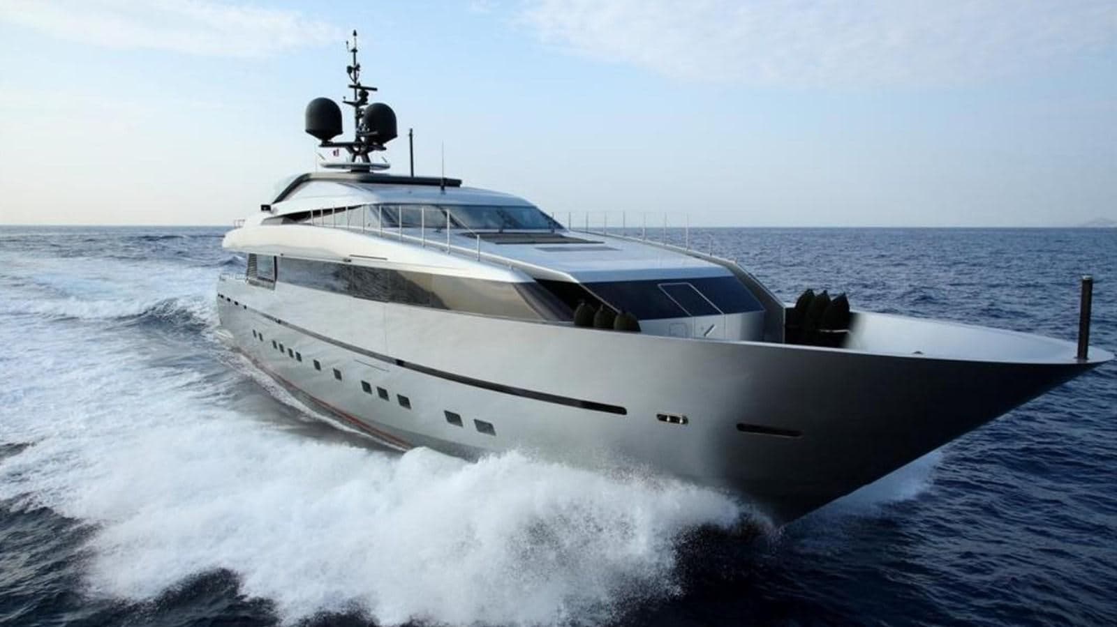 Motor yacht NAIA 38.5m by Sanlorenzo