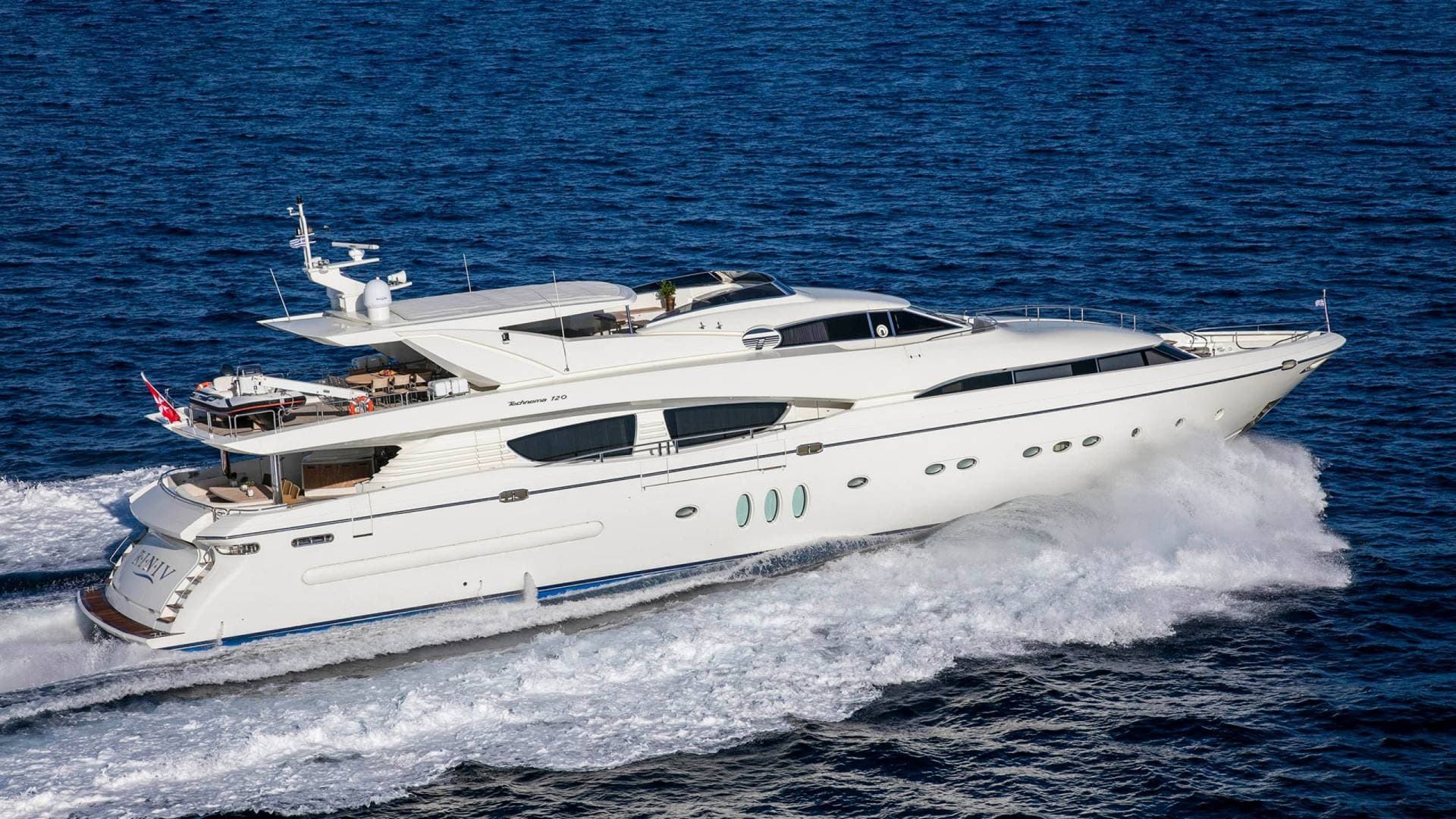 Motor yacht RINI V 36.6m by Posillipo
