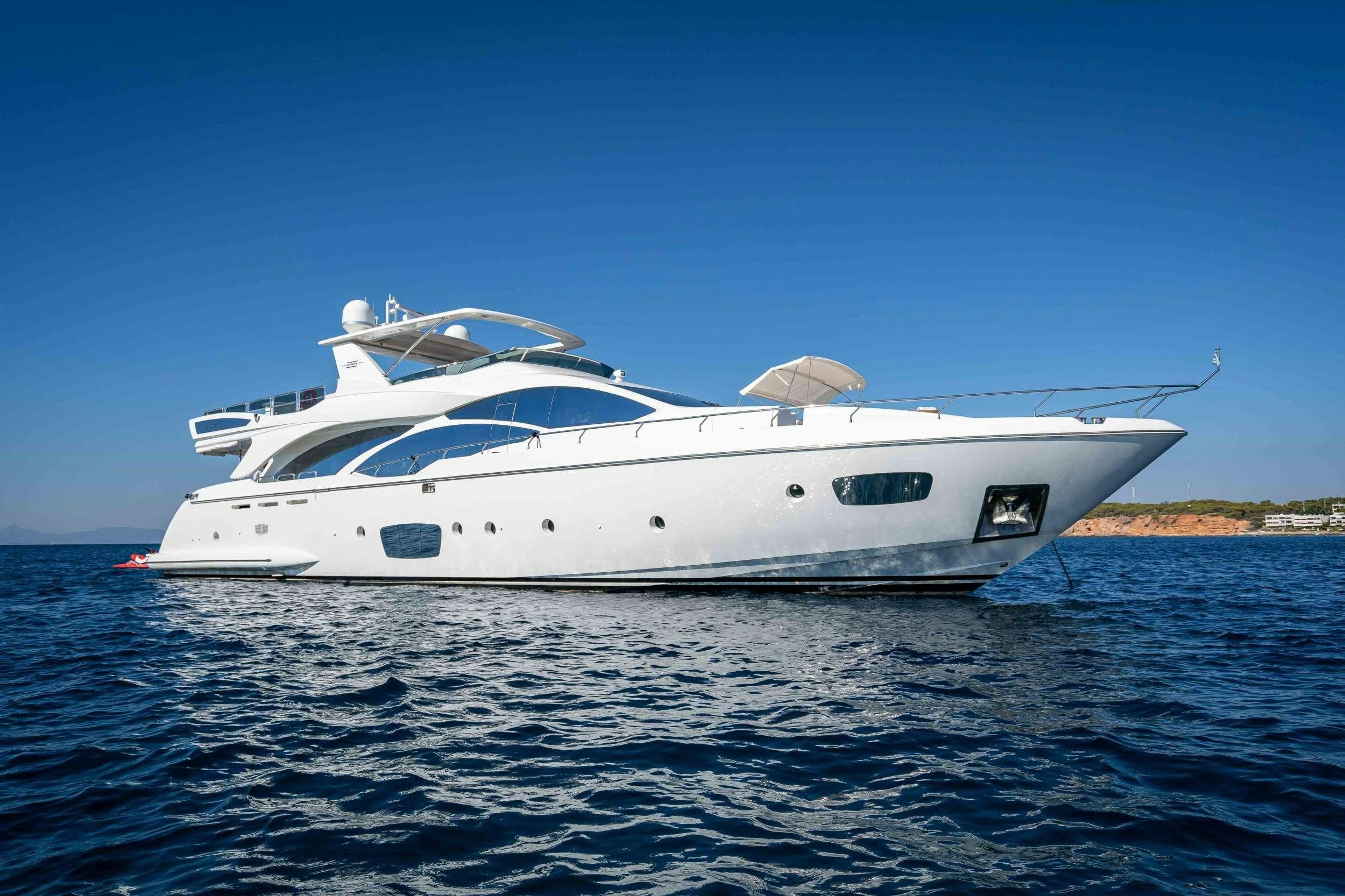 Motor yacht Koukles 29.9m by Azimut