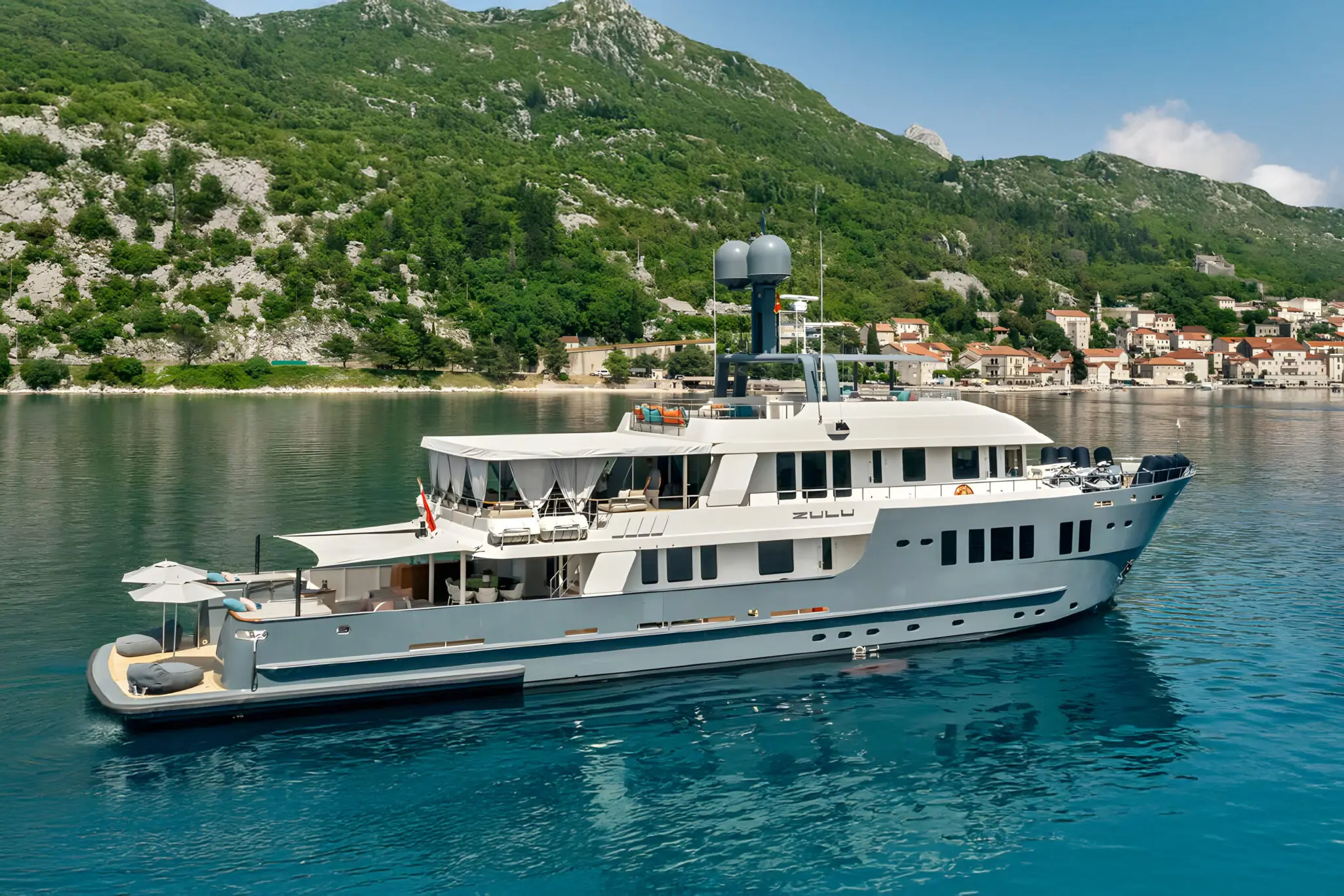 Motor yacht ZULU 36m by INACE YACHTS