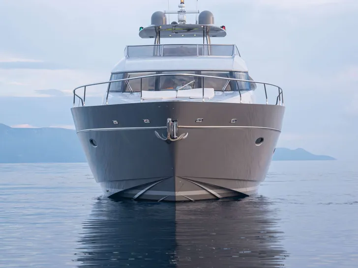 Motor yacht Stela 117 26.5m