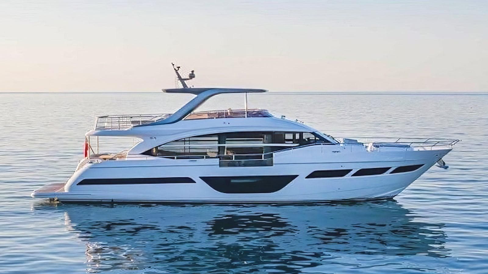 Yacht Serenata 24.76m by Princess