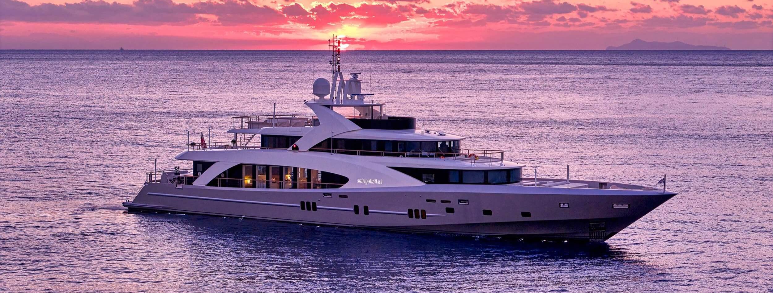 Motor yacht LA PELLEGRINA 1 50m by Couach