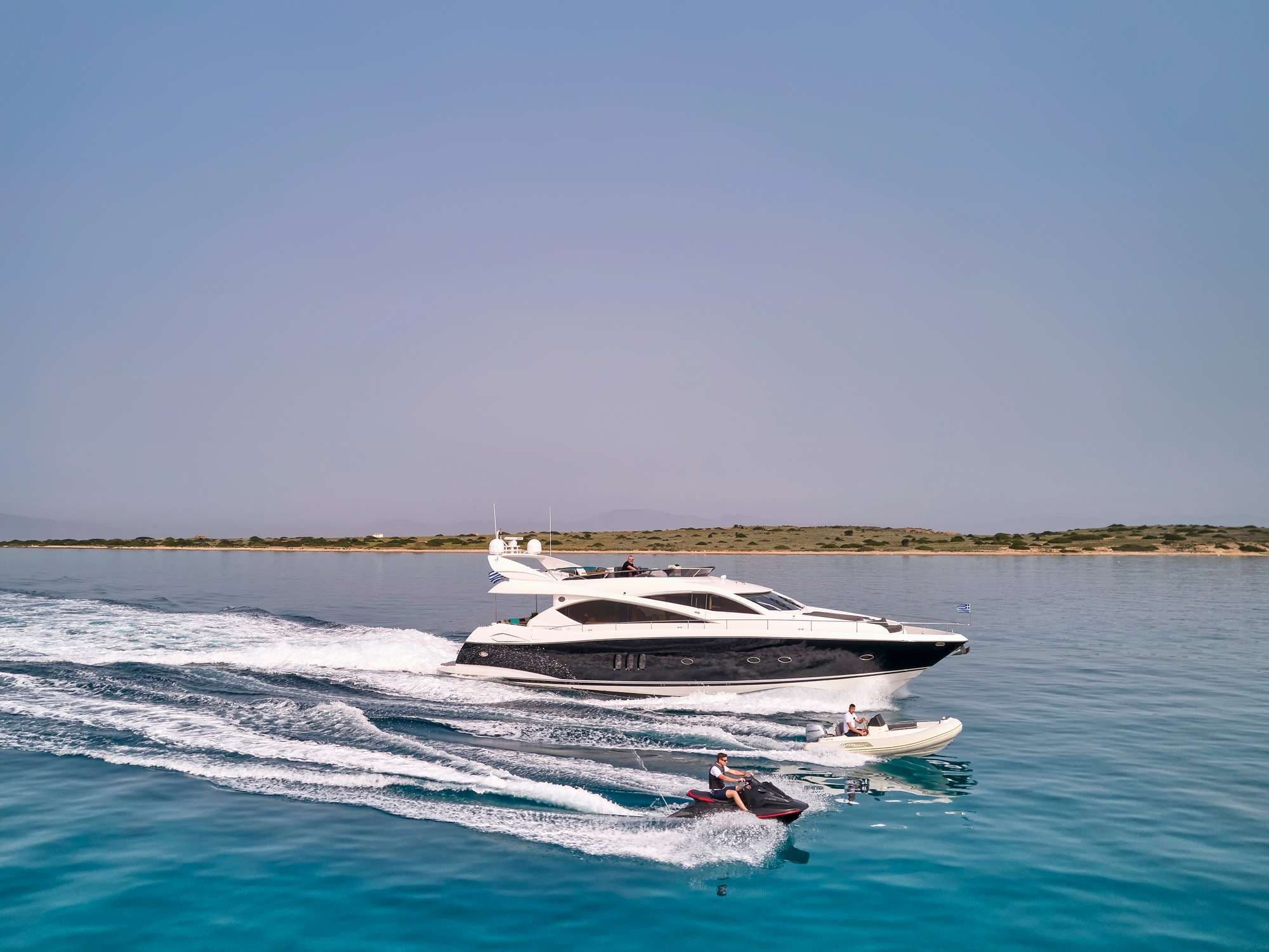 Motor yacht M FIVE 23.1m by Sunseeker