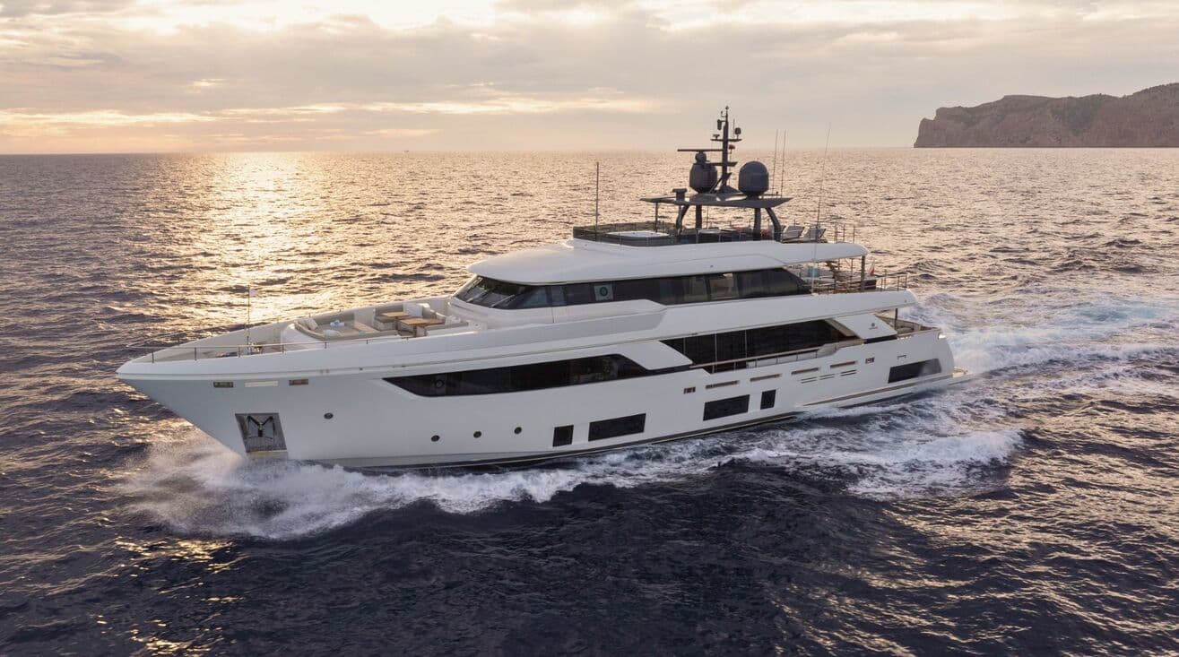 Motor yacht KIKI V 37m by Ferretti