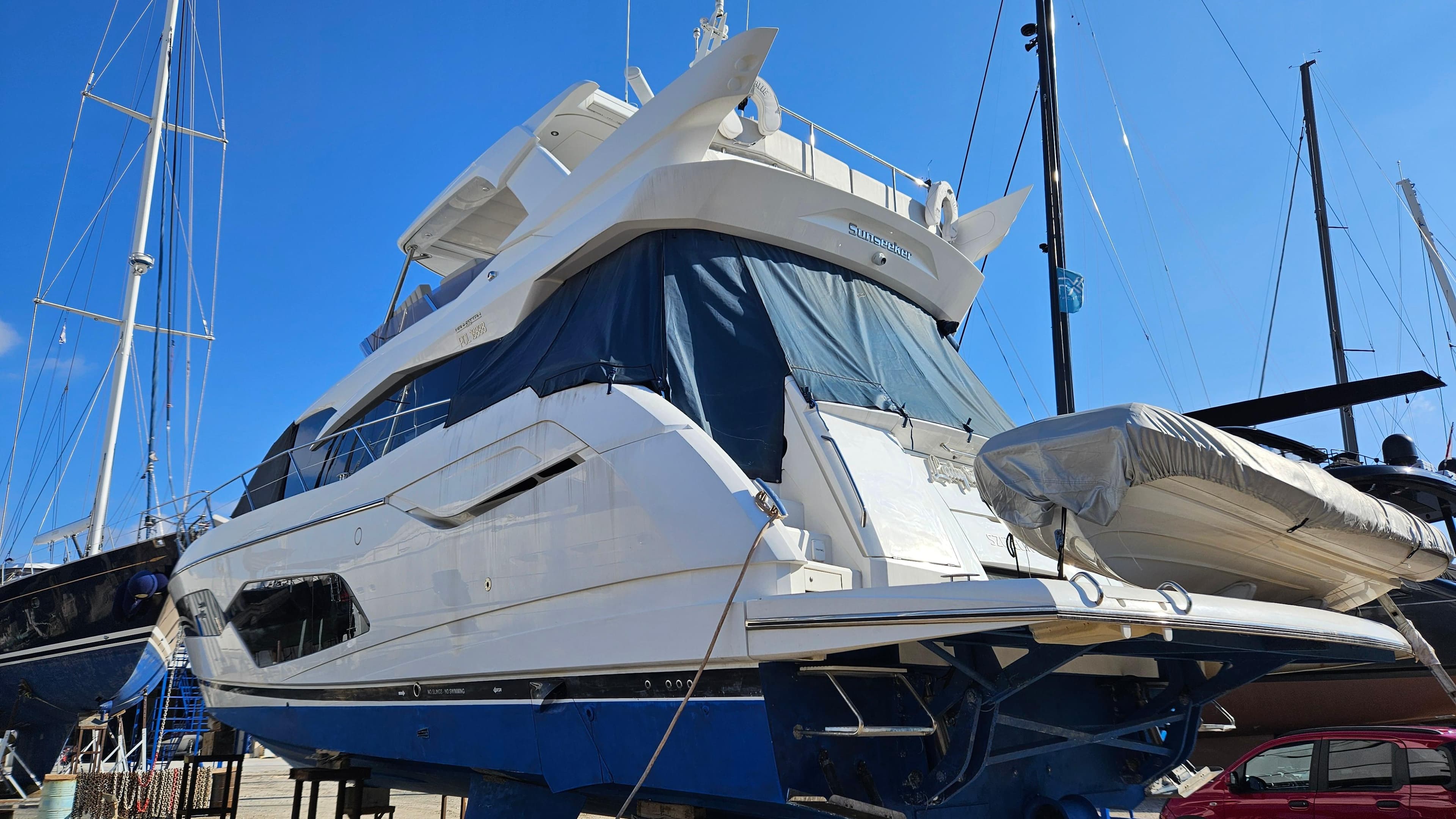 Yacht Lady in Blue 20.54m by Sunseeker