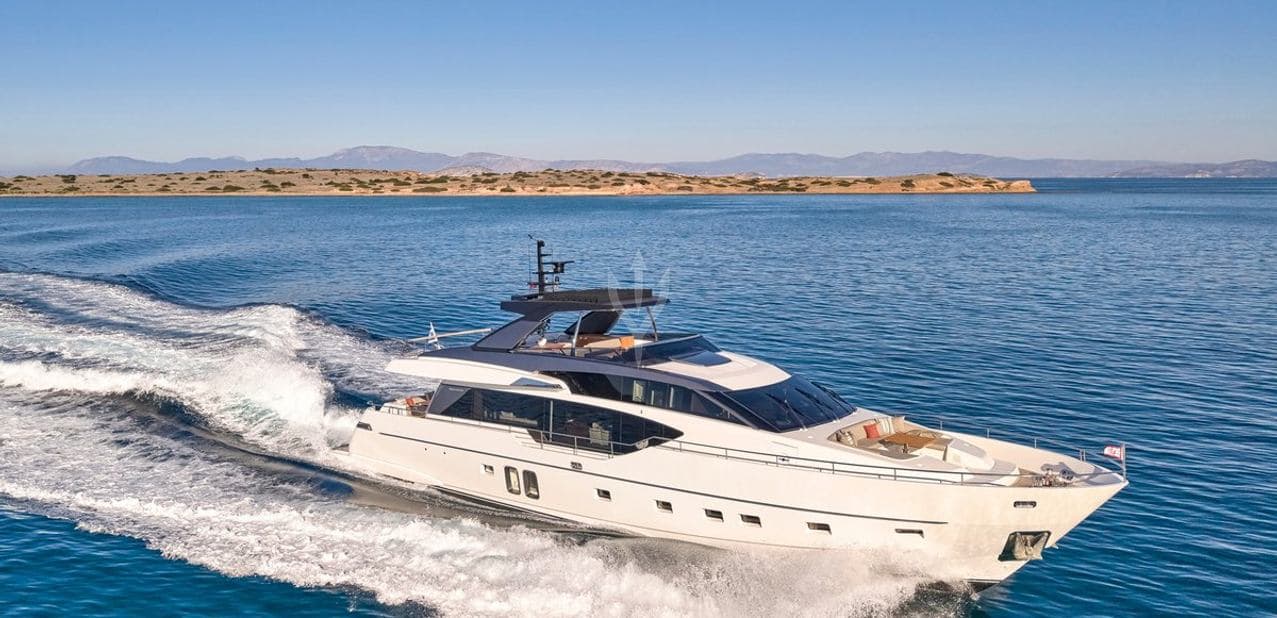 Motor Yacht AKASTI available for charter