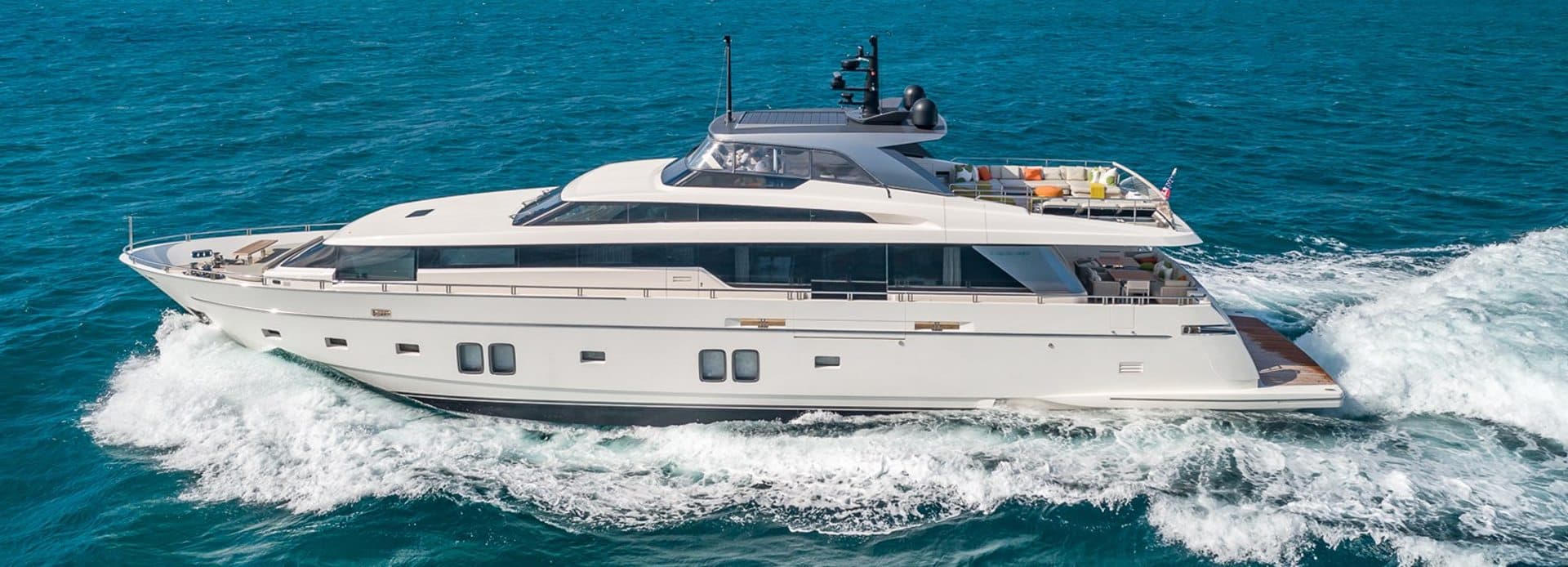 Motor yacht WOMBAT 32.3m by Sanlorenzo