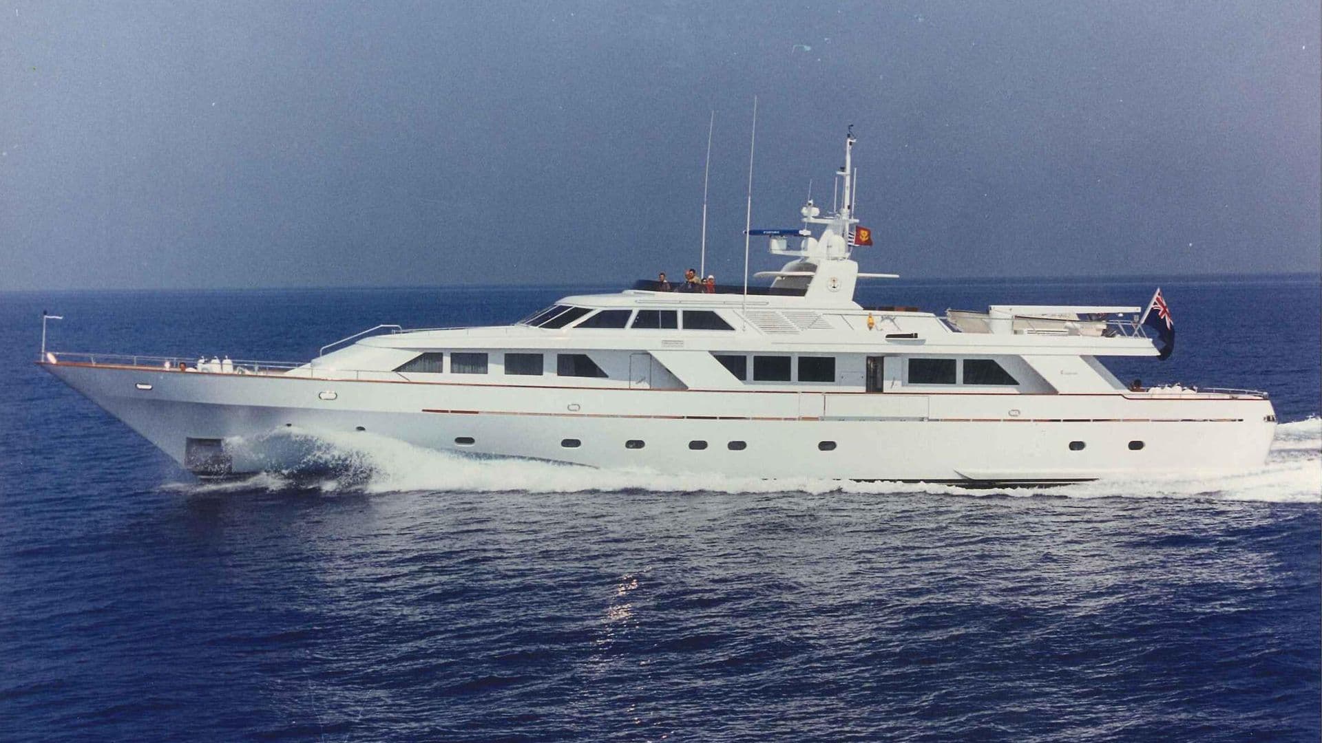 Motor yacht OKTANA 38.5m by Codecasa