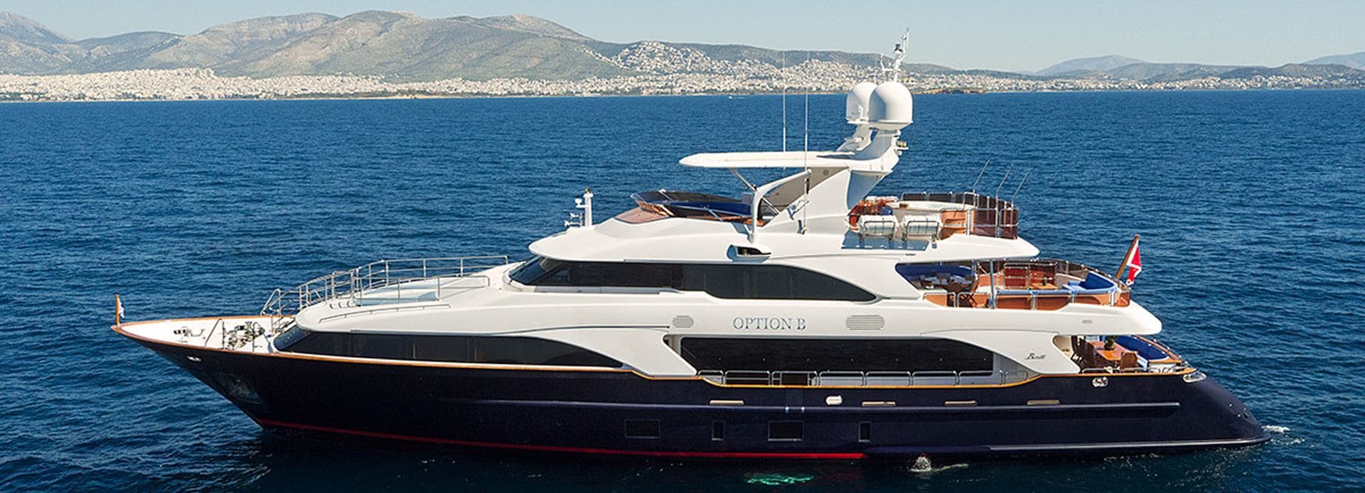 Motor yacht OPTION B 37m by Benetti