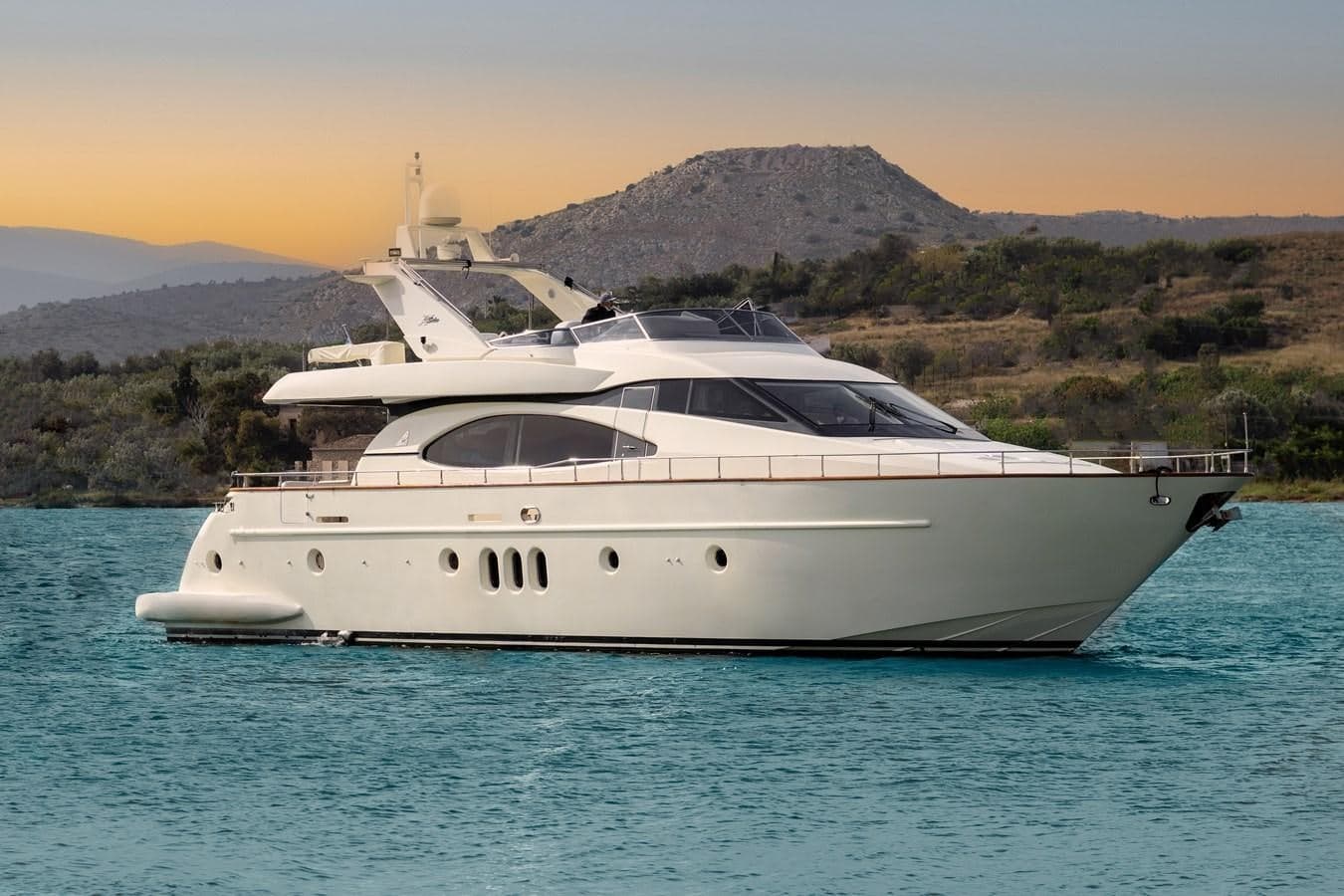 Motor yacht ESTIA ZEUS 22.6m by Azimut