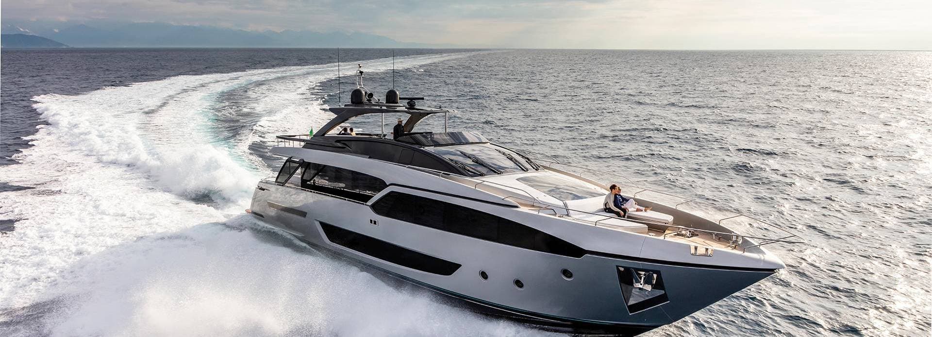 Motor yacht SYLIA 28.5m by Riva