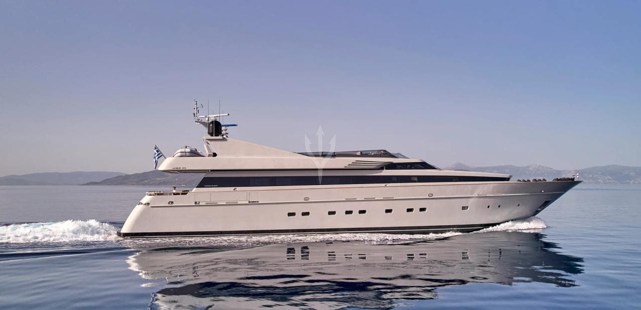 Motor yacht KINTARO 38.1m by Cantieri di Pisa