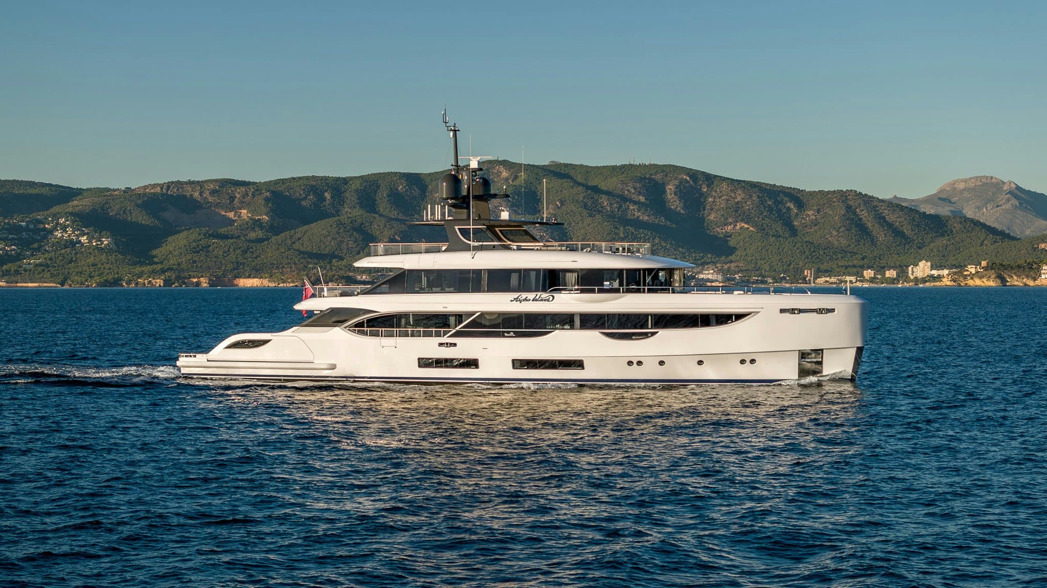 Motor Yacht WAVE ( Benetti Oasis ) available for charter