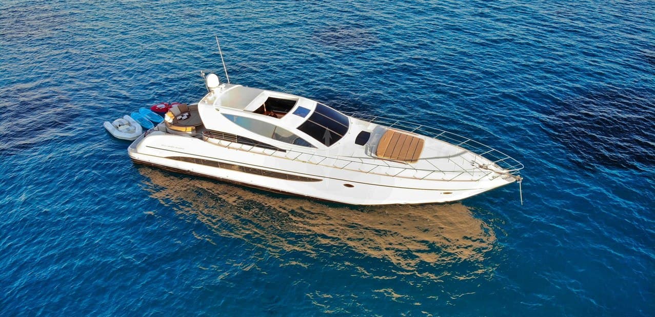 Motor yacht SEA U 22m by Riva