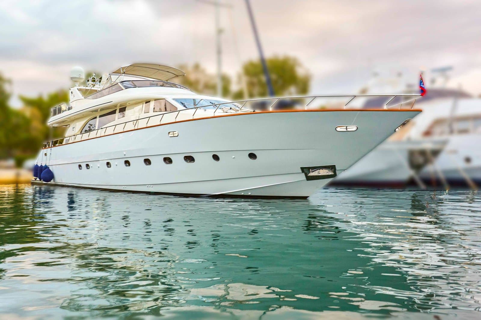 Motor Yacht DREAM available for charter
