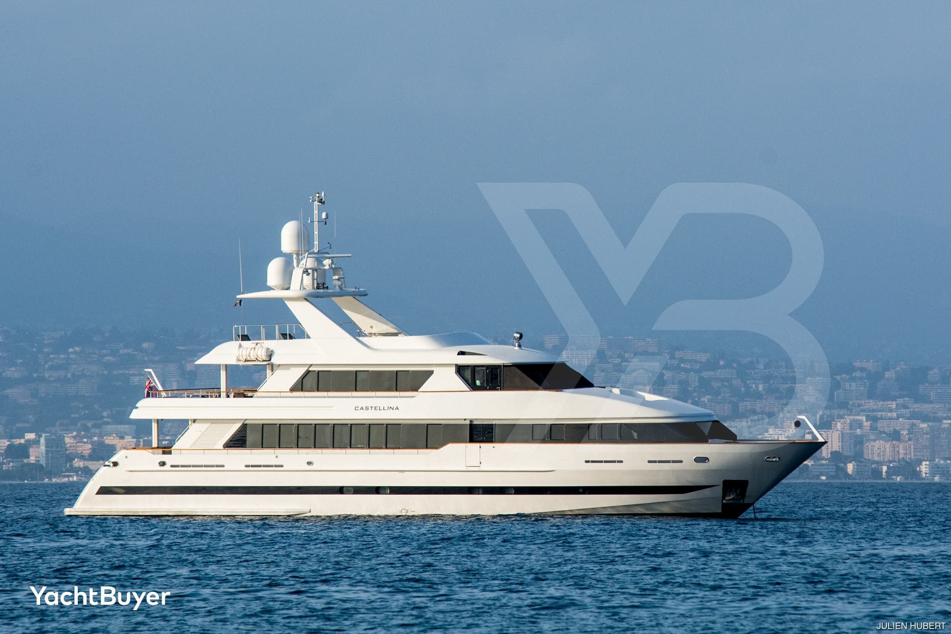 Motor yacht BLUE SYMPHONIE 37m by Moonen