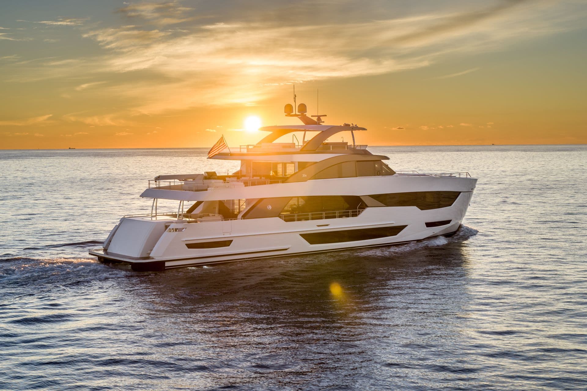 Motor yacht BOA VIDA 35.4m by Ocean Alexander
