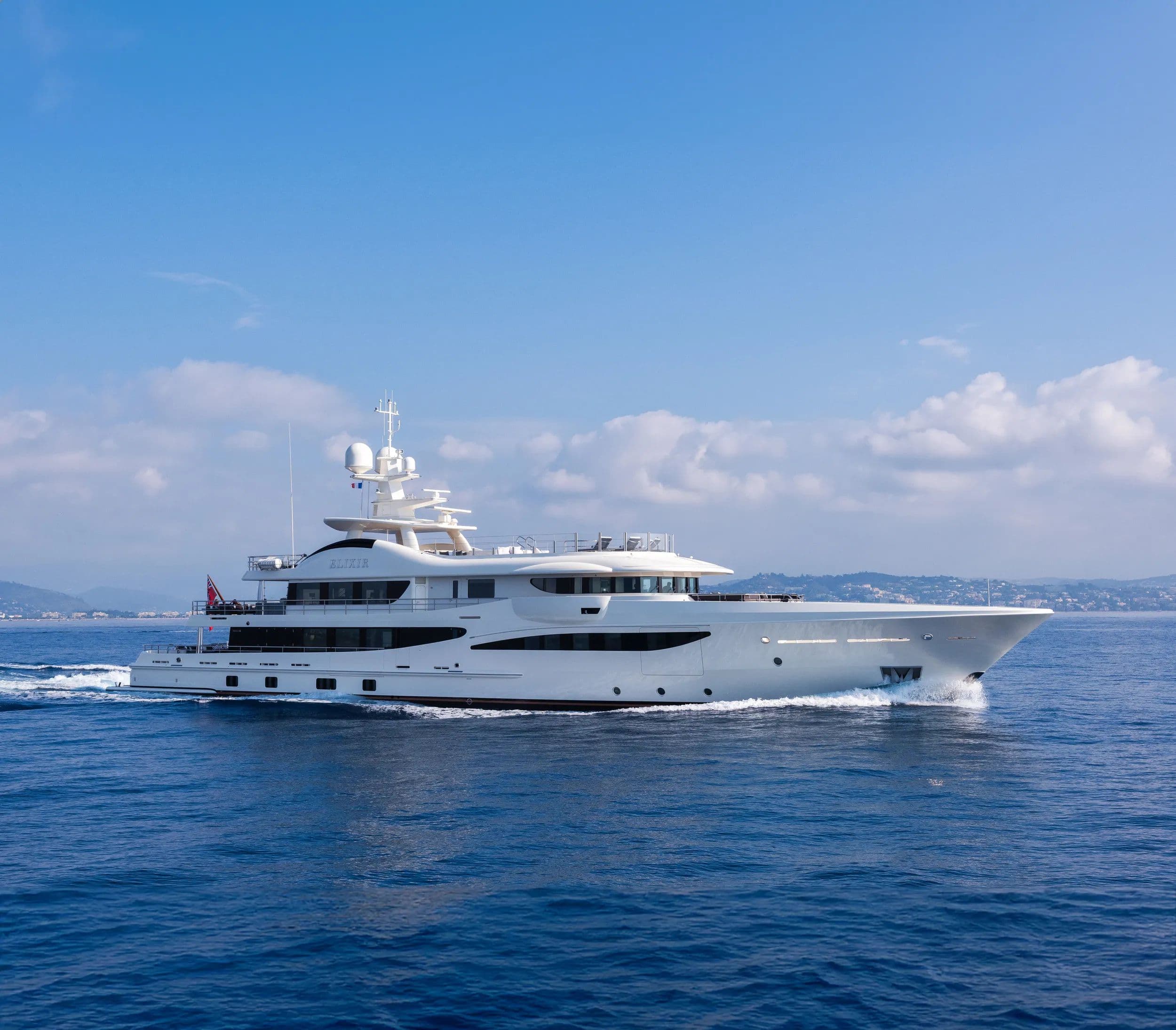 Motor yacht MELLON 55m by Amels