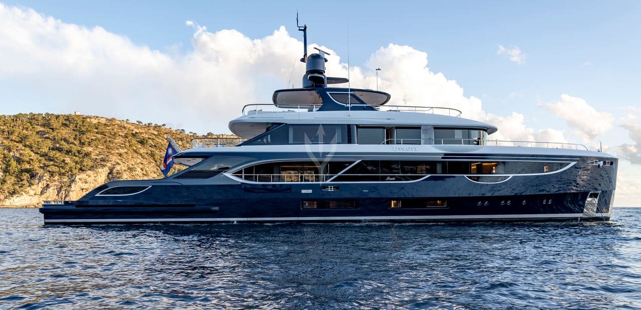 Motor yacht LIV LOVE (YET) 40.8m by Benetti