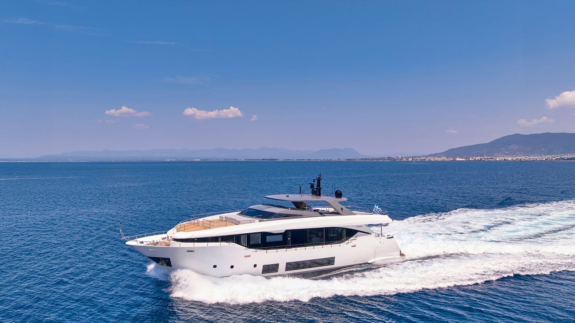 Motor yacht FOUR JOYS 30.5m by Maiora