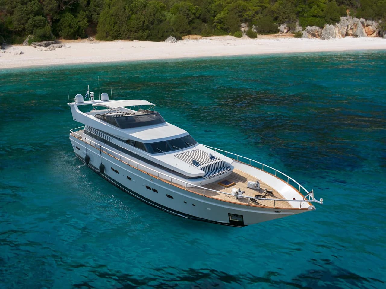Motor yacht OPERA 23.92m