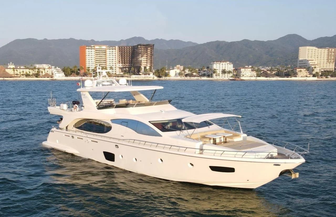 Motor yacht DIVA 25.91m