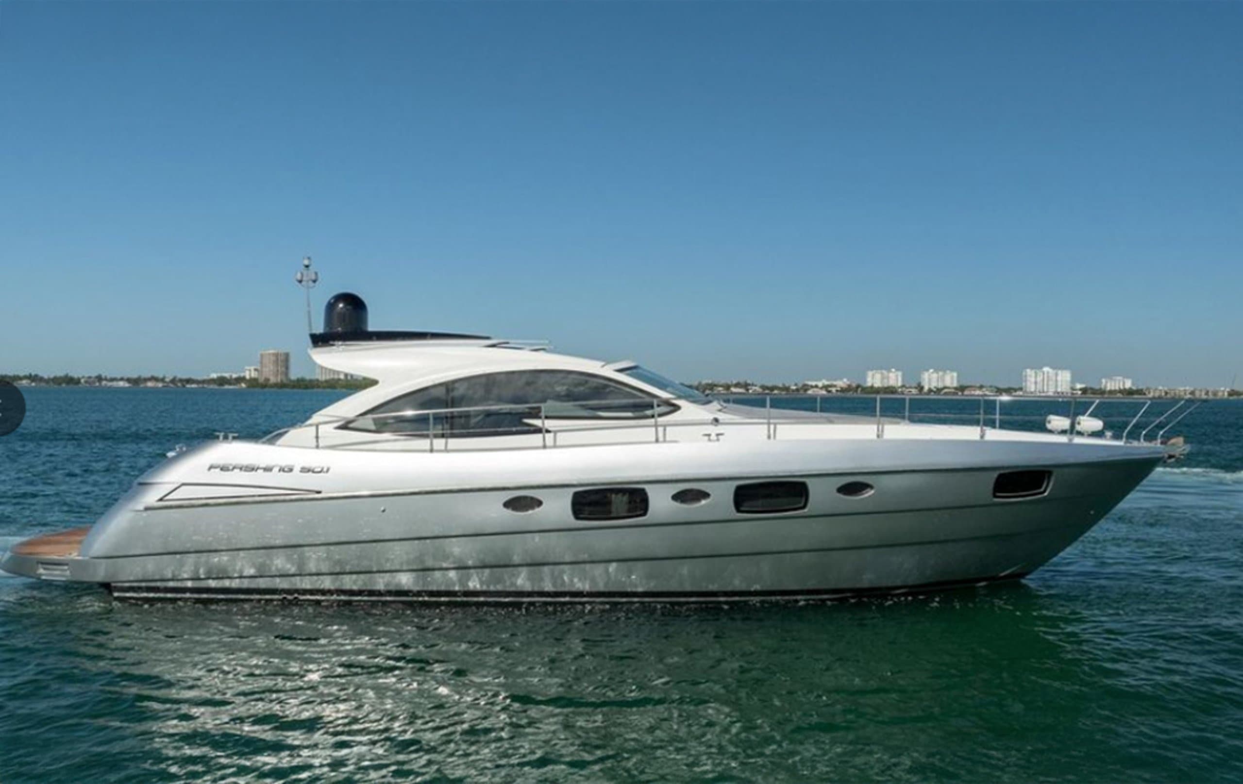 Motor yacht PERSHING 50.1 15.24m