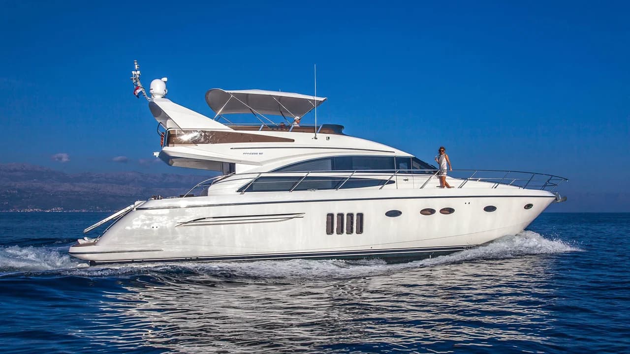 Motor yacht SASSY 19.3m by Princess Yachts