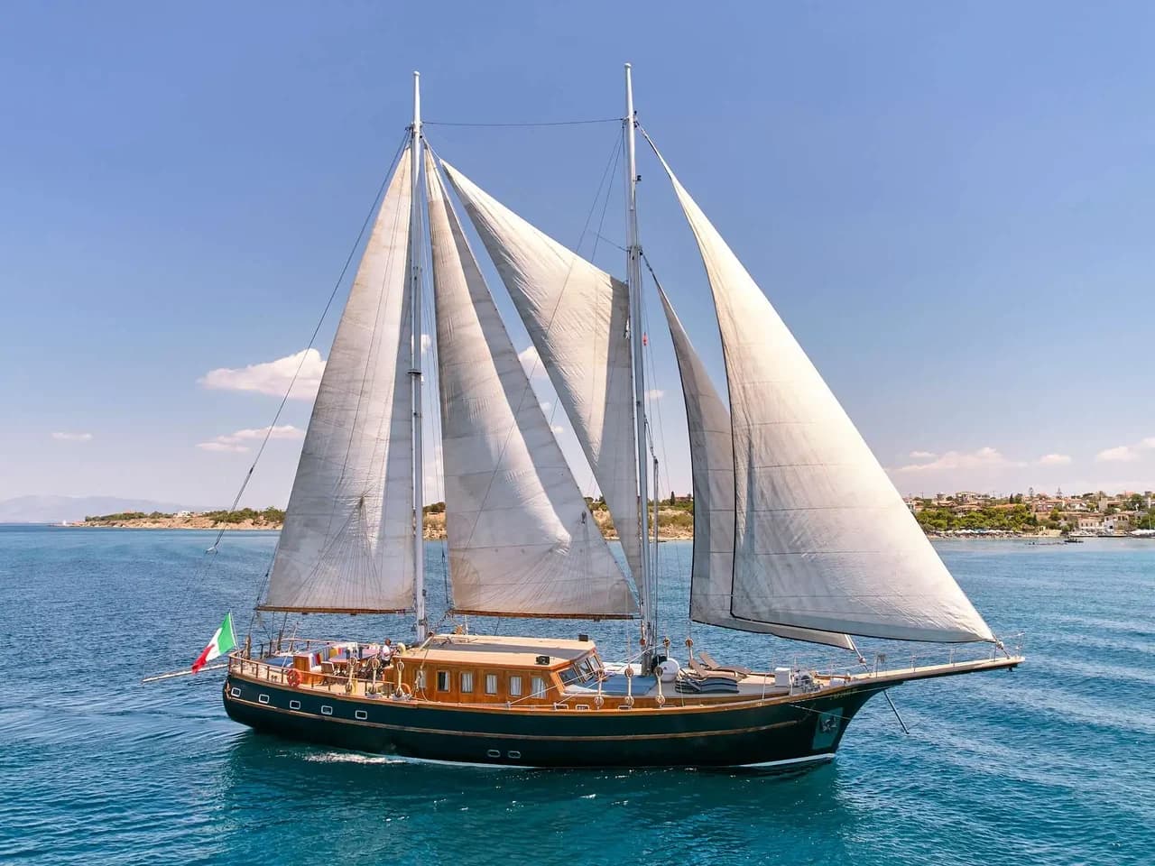 Yacht MYRA 27.43m by Custom Built Aluminum Cutter