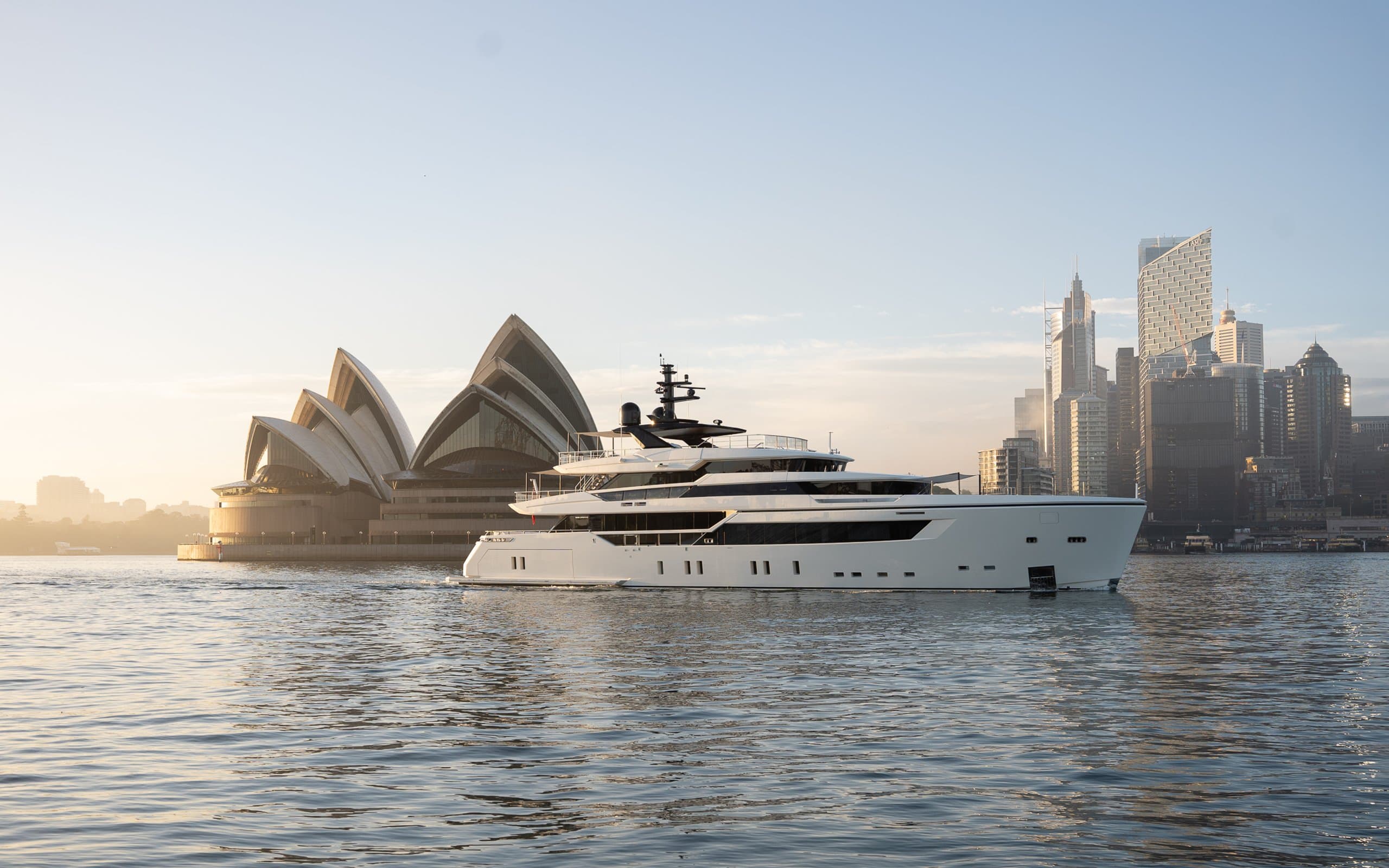 Motor yacht AIX 44.5m