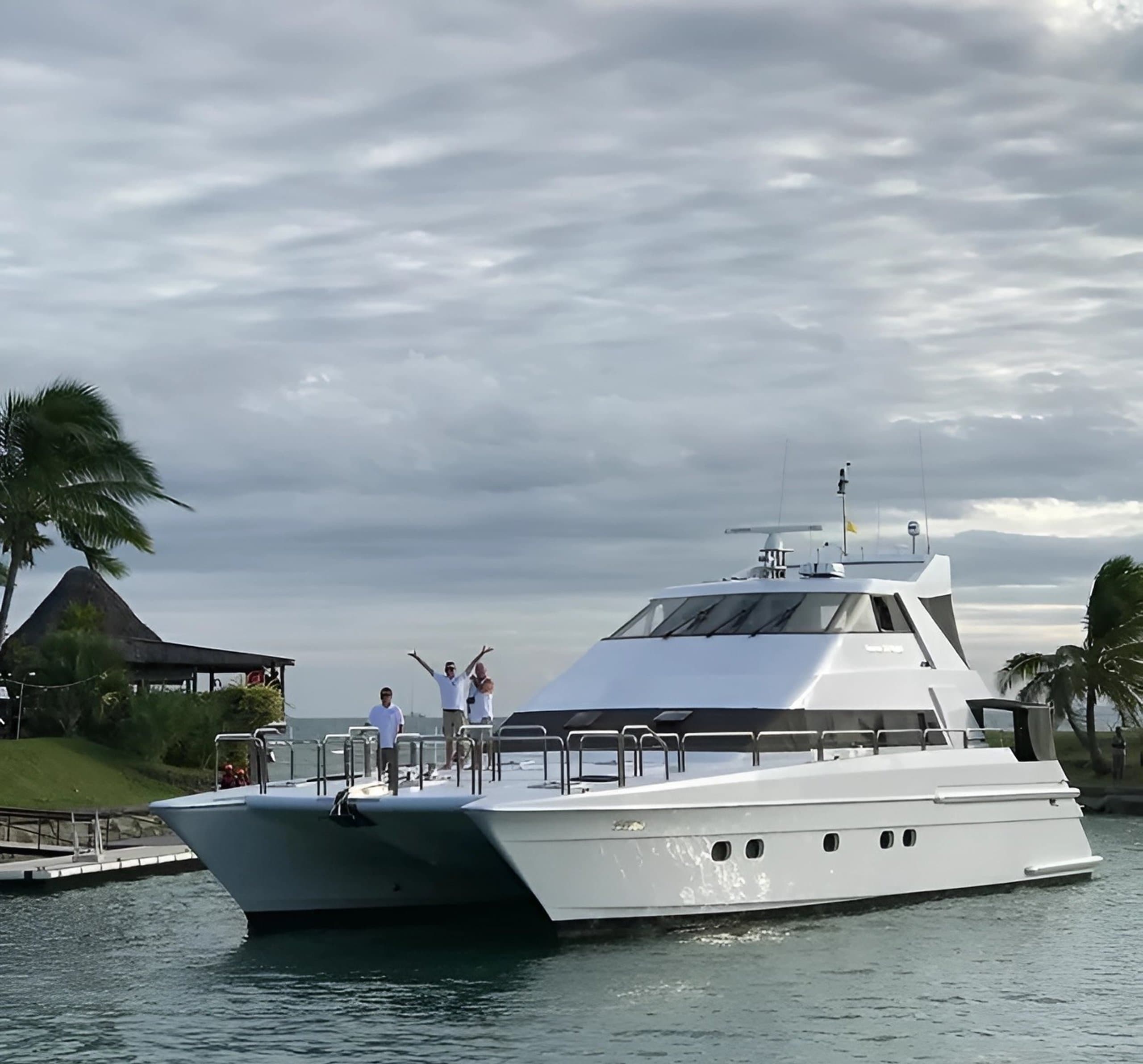 Motor yacht SHEER DELIGHT 24m by Vikal