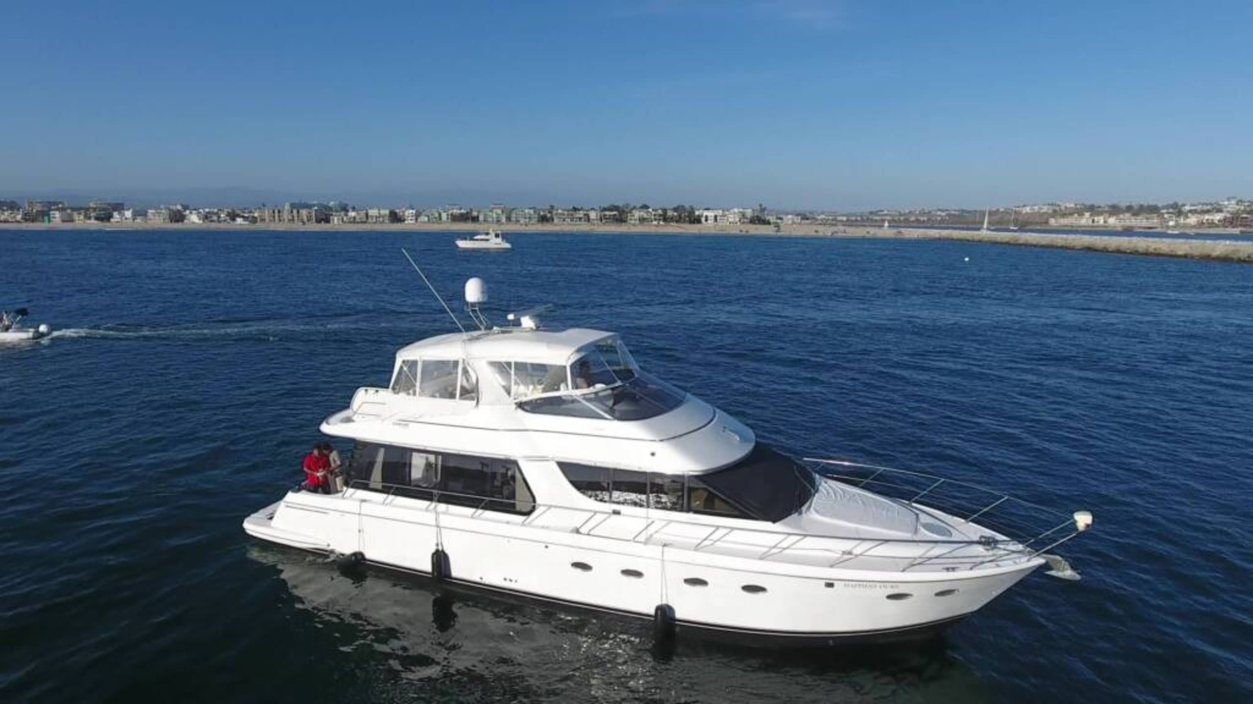 Motor yacht HAPPIEST OURS 18.29m