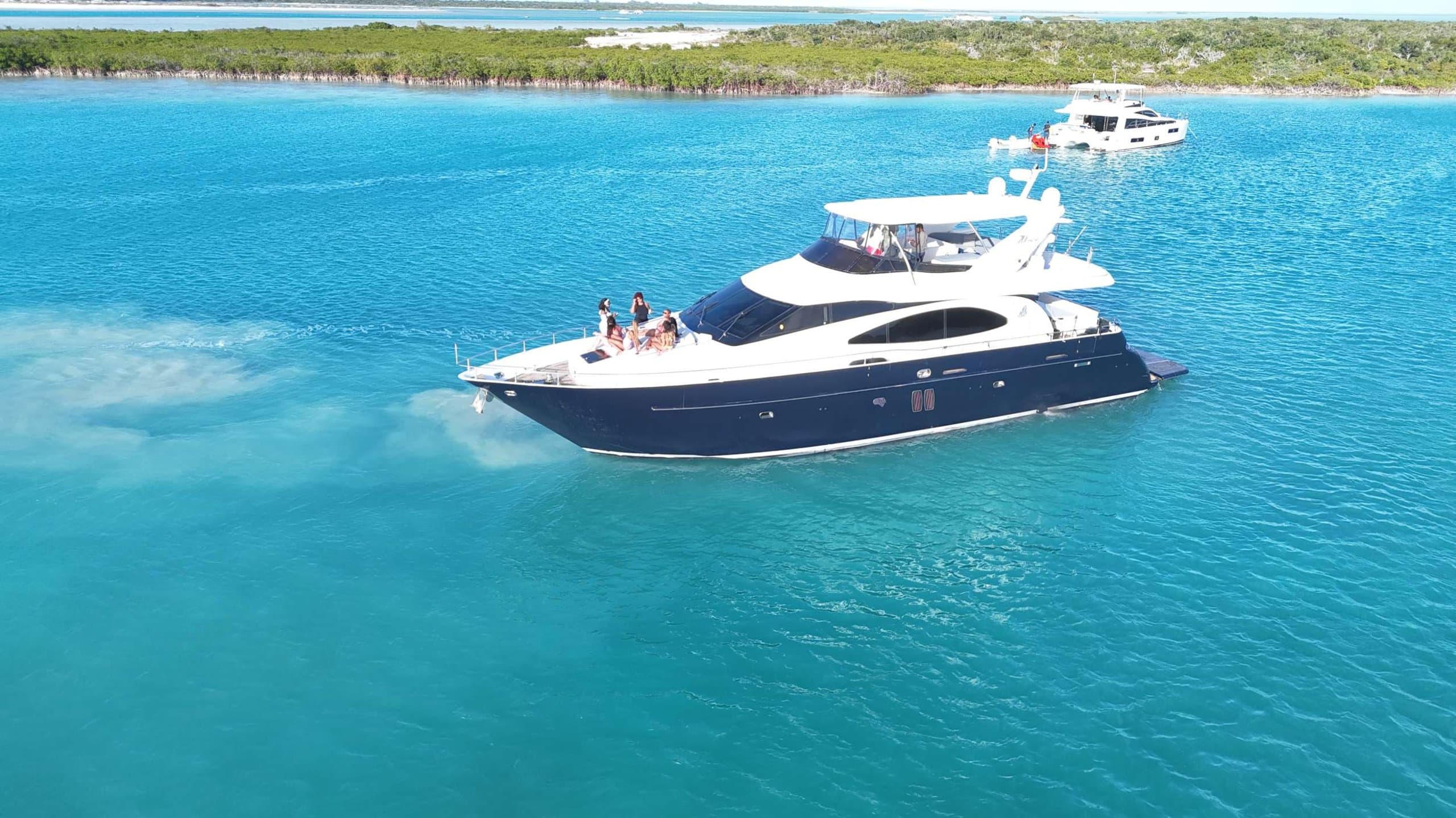 Motor yacht SAPHIRE BLUE 22.6m